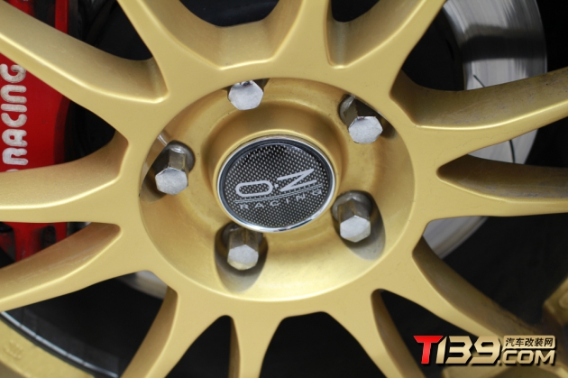 速腾冠军音响改装,大众速腾黑武士改装