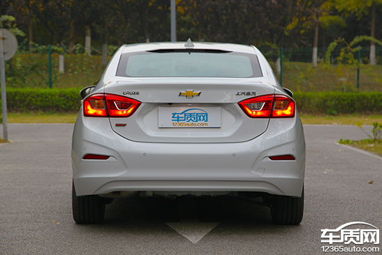 16款科鲁兹1.4t领锋,12款1.8自动雪佛兰科鲁兹试驾