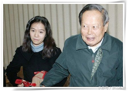 杨振宁子女和翁帆的关系怎样,杨振宁晚年给翁帆留下了什么