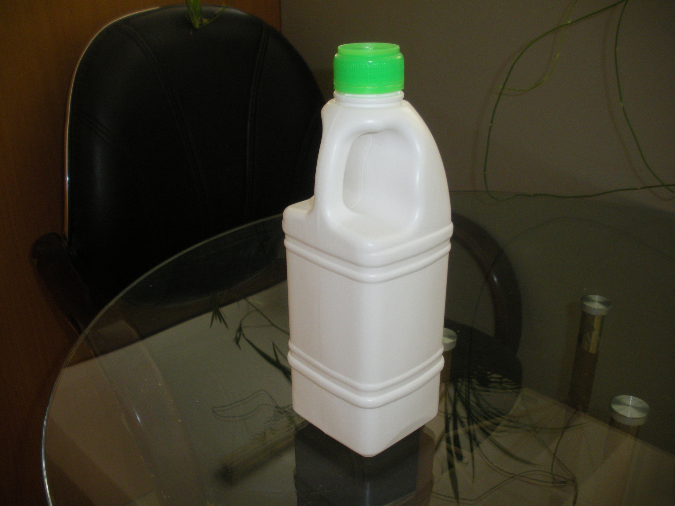 塑料瓶等级7可以装热水吗,怎么分辨塑料瓶能不能装热水