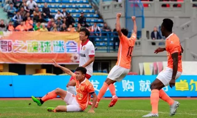 卓尔队赛事,卓尔球迷客场出征