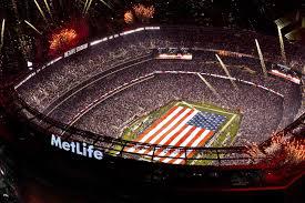 足球不用手怎么踢都行,足球不用手怎么踢高球