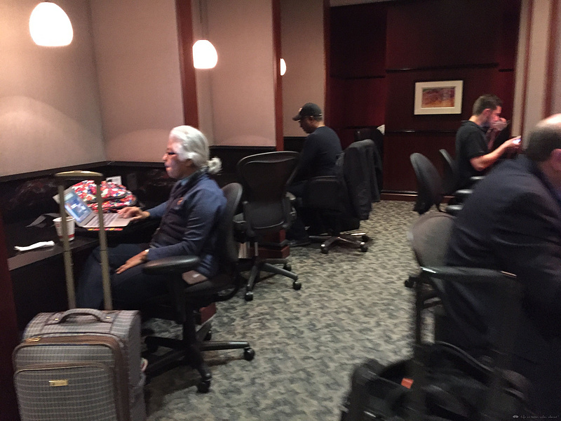 美联航头等舱：欧若拉女神眷顾之旅