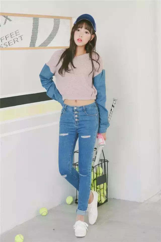 唐嫣粉色裙打扮甜度满分,唐嫣粉红色西装造型