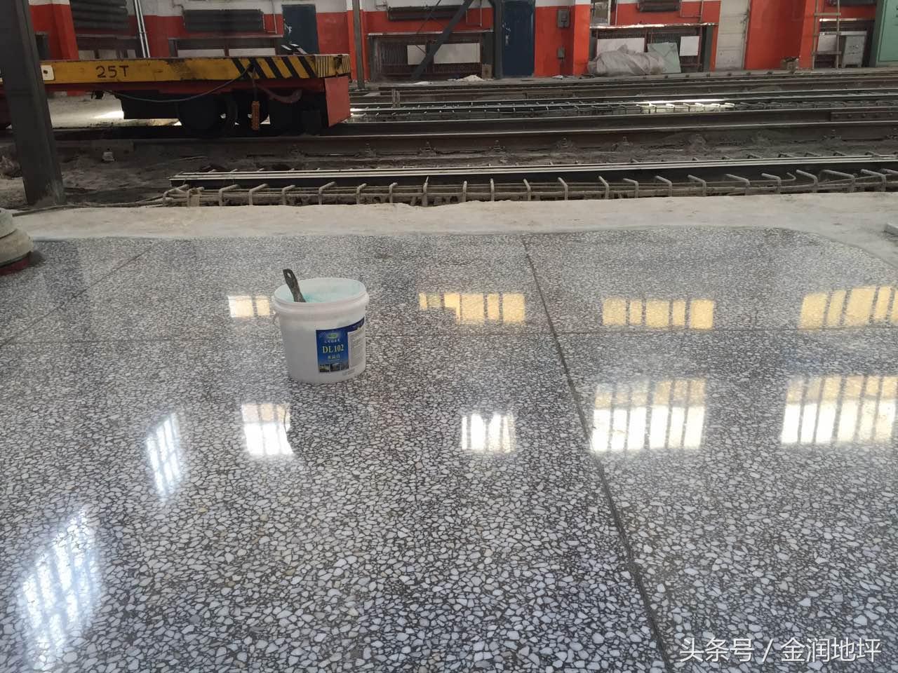 水磨石地咋擦光亮如新,水磨石怎样才能保持永久光亮