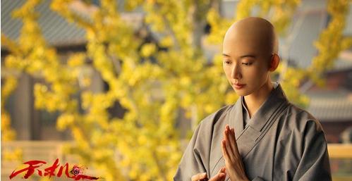 杨幂佟丽娅身高体重全曝光,杨幂佟丽娅素颜曝光