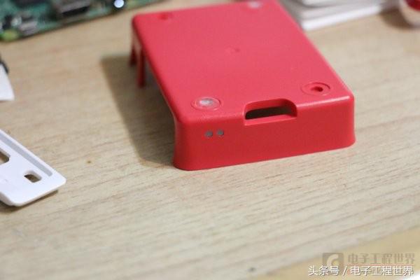 树莓派3高清果照开箱