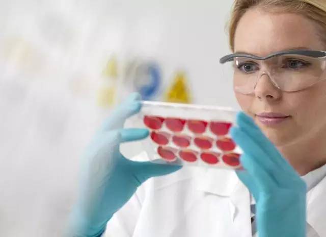 中国人赴国外治疗癌症,癌症治疗之旅