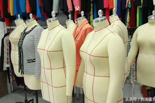 融入纽约文化的纤莉秀