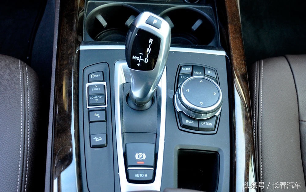 气缸数并不代表尊严试驾BMWX528i