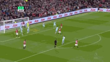 曼联诡异传球,曼联近7场被射门182次