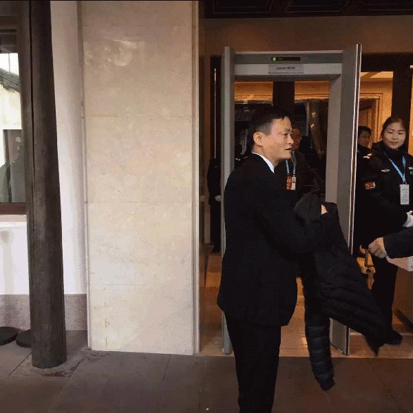 男士波司登防风羽绒服,冬季抗极寒加厚防寒羽绒服男款