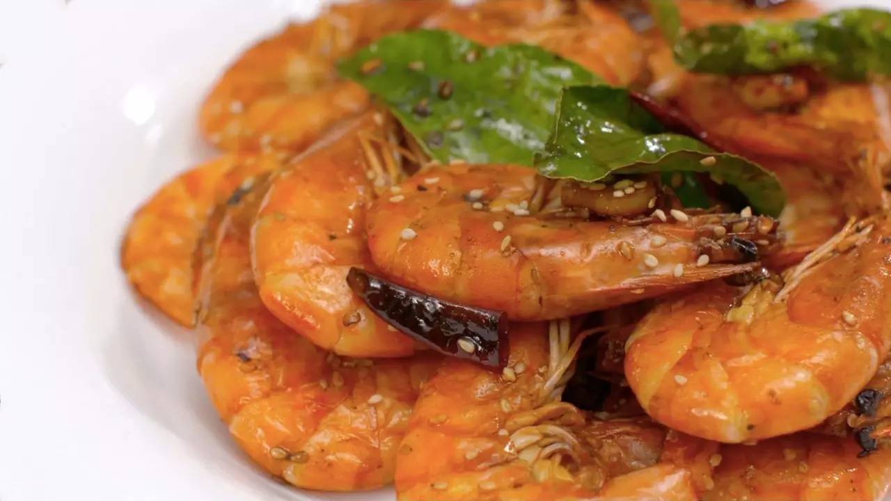 白灼虾、香辣虾、冬瓜虾、白菜虾，虾有千种做法，这4种最好吃！