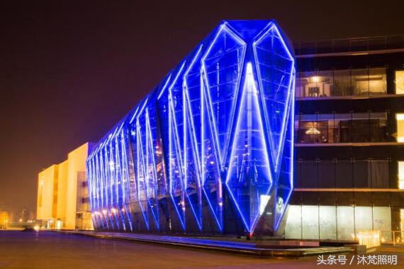 天津银河广场简介,天津银河广场灯光喷泉