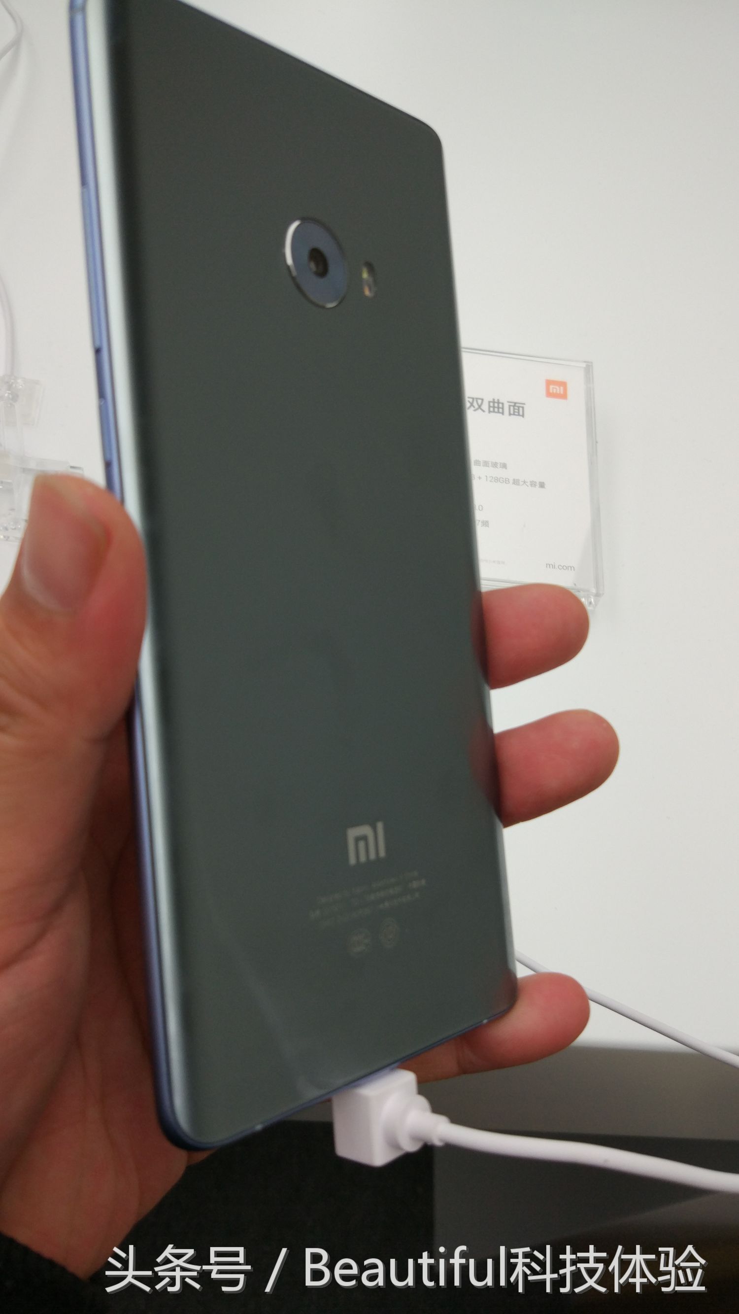 小米note2屏幕为什么容易坏,小米note2用的新屏幕