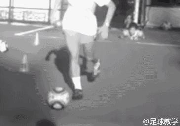 日本足球青训控球必练,足球怎么练习运球速度和控球稳定