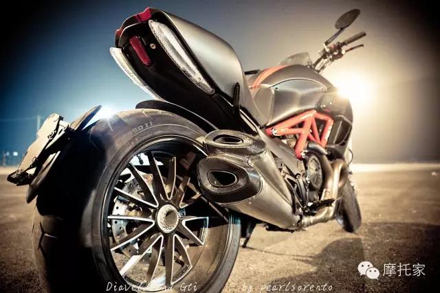 杜卡迪diavel摩托车,杜卡迪机车s版大魔鬼