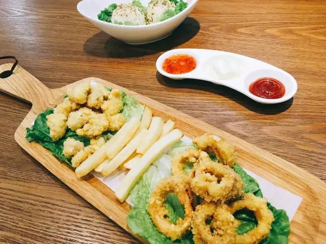 新白鹿、绿茶3折,炉鱼、乐伯部队锅半价,哈根达斯买一送一西湖边上的老牌商场,要用6天承包你的胃!