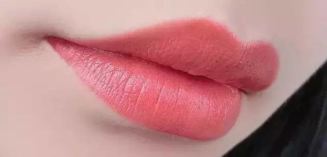 ysl口红1996方管圣诞款 (圣罗兰ysl方管星辰口红)