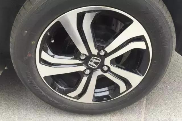 拿下15年8月本田锋范,14款和15款锋范