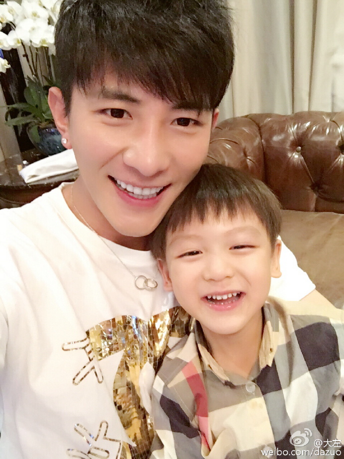 萧敬腾给干爸庆生,萧敬腾为干女儿留房子