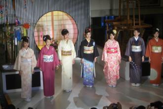 骨子里“开放”的日本人，为什么“性病”那么少