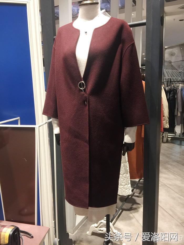 实拍：在洛阳200和2000的大衣到底哪不同，真相在这
