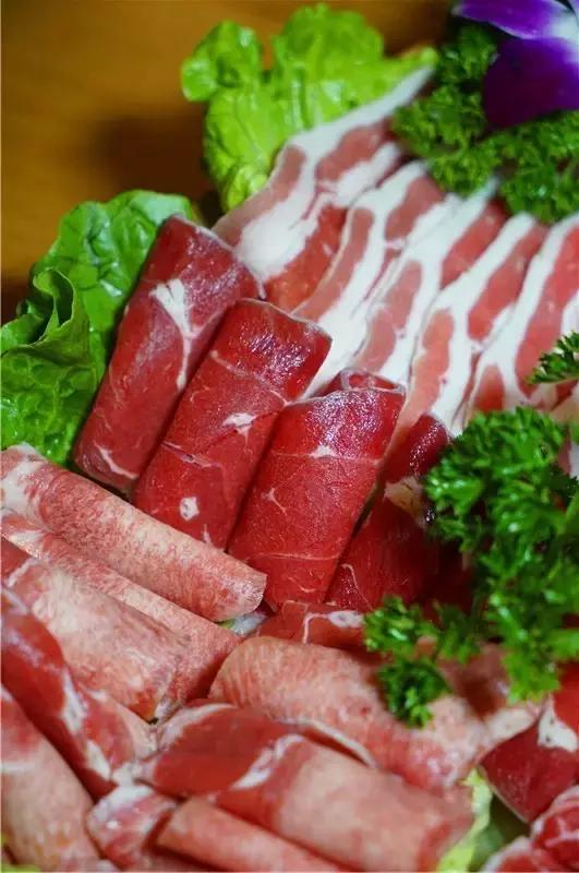 22蚊！足料进口牛肉云吞面超多料！还有重量级进口牛肉船上岸！