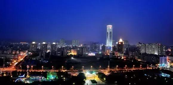 每年服装产值50000000000元以上，虎门为啥这么牛