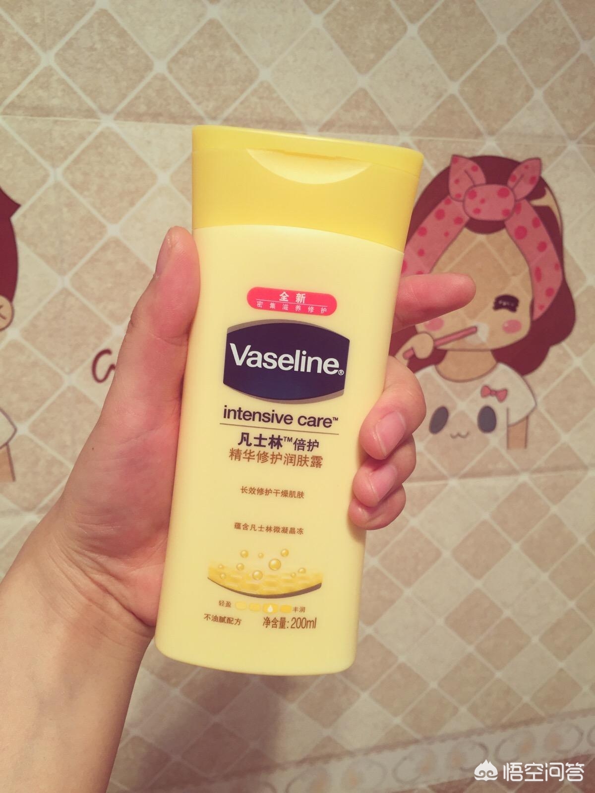 冬天到了身上会有雪花一样的皮屑,北方冬天天气干燥身上掉皮屑