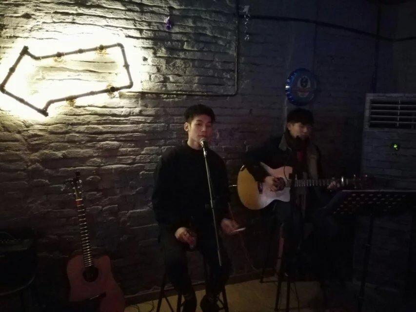 鎳掍汉寮瑰敱姝屾洸,鎳掍汉寮瑰敱