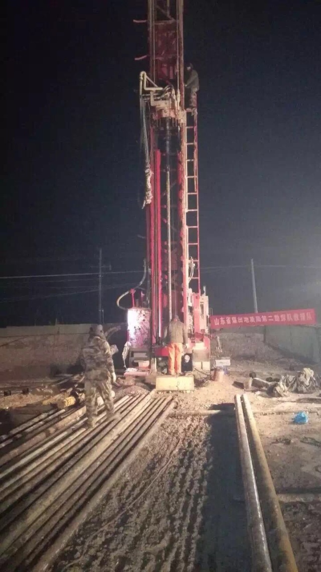 11名矿工平安升井图片,直击获救矿工升井画面