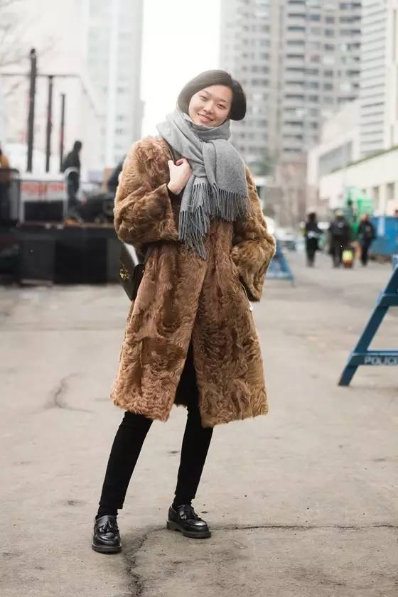 泰迪熊外套穿搭,超好看泰迪熊外套