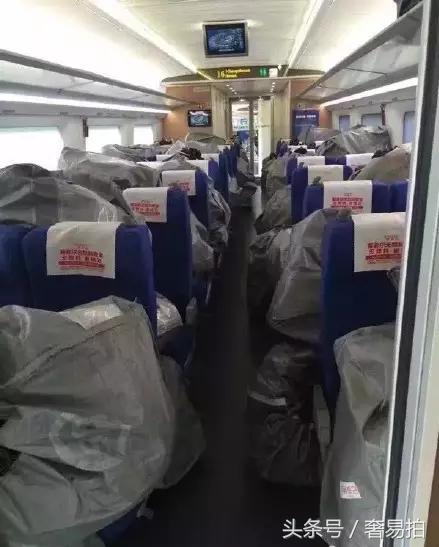 最火的YSL星辰圣诞限量版口红视频鉴定教程，终于来了！