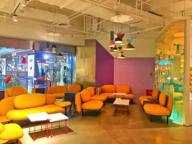 探店喝咖啡,探店逛服装店