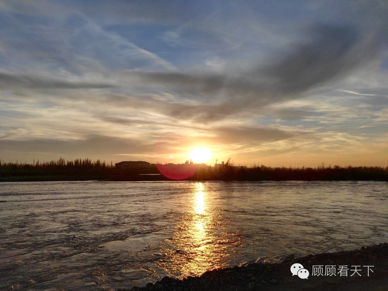 *疆新**也是绿水潺潺的秀美水乡