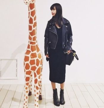 同学聚会穿啥显得年轻,冬天男朋友同学聚会穿什么衣服