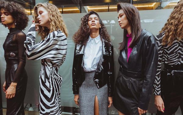 155小个子怎么穿出成熟风格,155小个子怎么穿显得成熟