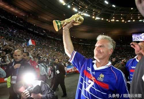 世界十大7号传奇足球球星,世界足坛历史最佳阵容11人