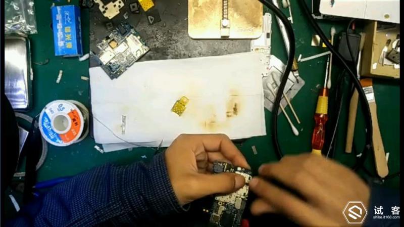 手机内存不够怎么办？扩容实记教给你16G秒变64G