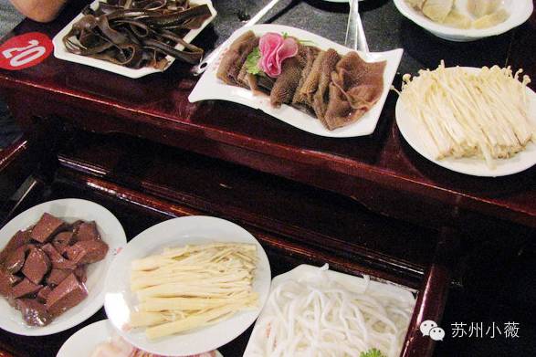 苏州地铁一号线乐桥站有吃的店吗,苏州地铁一号线沿线