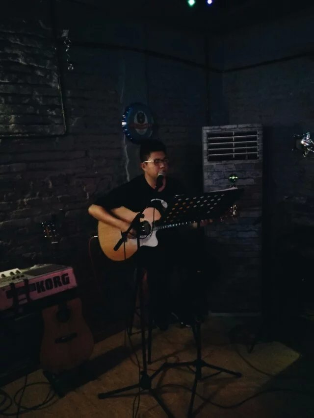 鎳掍汉寮瑰敱姝屾洸,鎳掍汉寮瑰敱