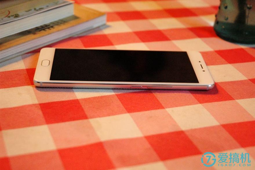 魅蓝max体验测评,巨屏手机评测