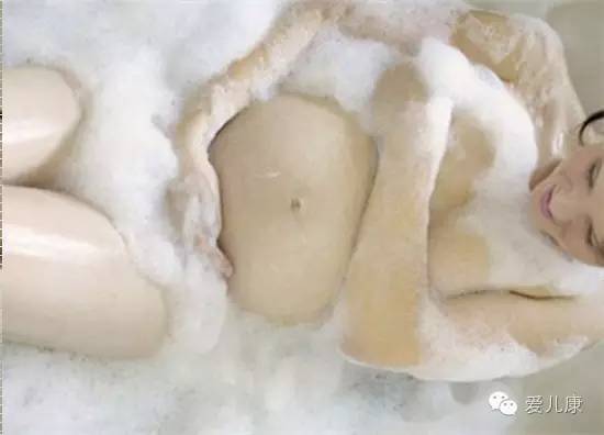 孕妈妈浴室注意事项,孕妈洗澡的正确方法