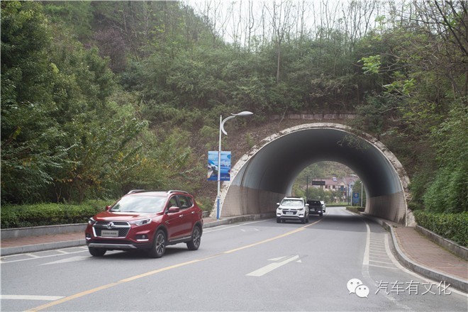 向幸福出发让世界充满爱,向幸福出发好吗