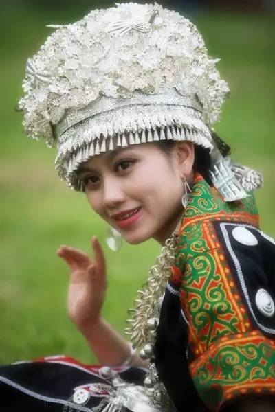 贵州有哪些著名的女明星,贵州最美丽的十大女明星