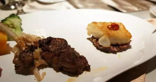 南京美食与景点精选推荐,南京旅游景点附近美食