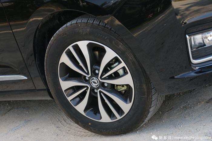 16款东风风神a60手动尊贵版,2016年东风风神a601.6自动豪华版