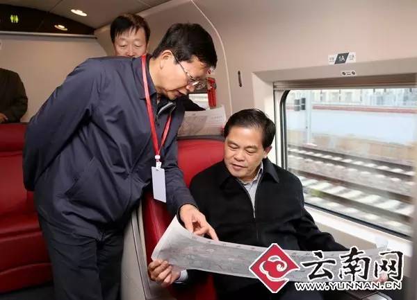 体验从昆明至西双版纳高铁,云桂高铁富宁站