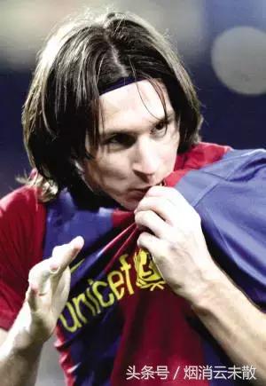 足球比赛发朋友圈的精美句子,适合发朋友圈关于足球的句子